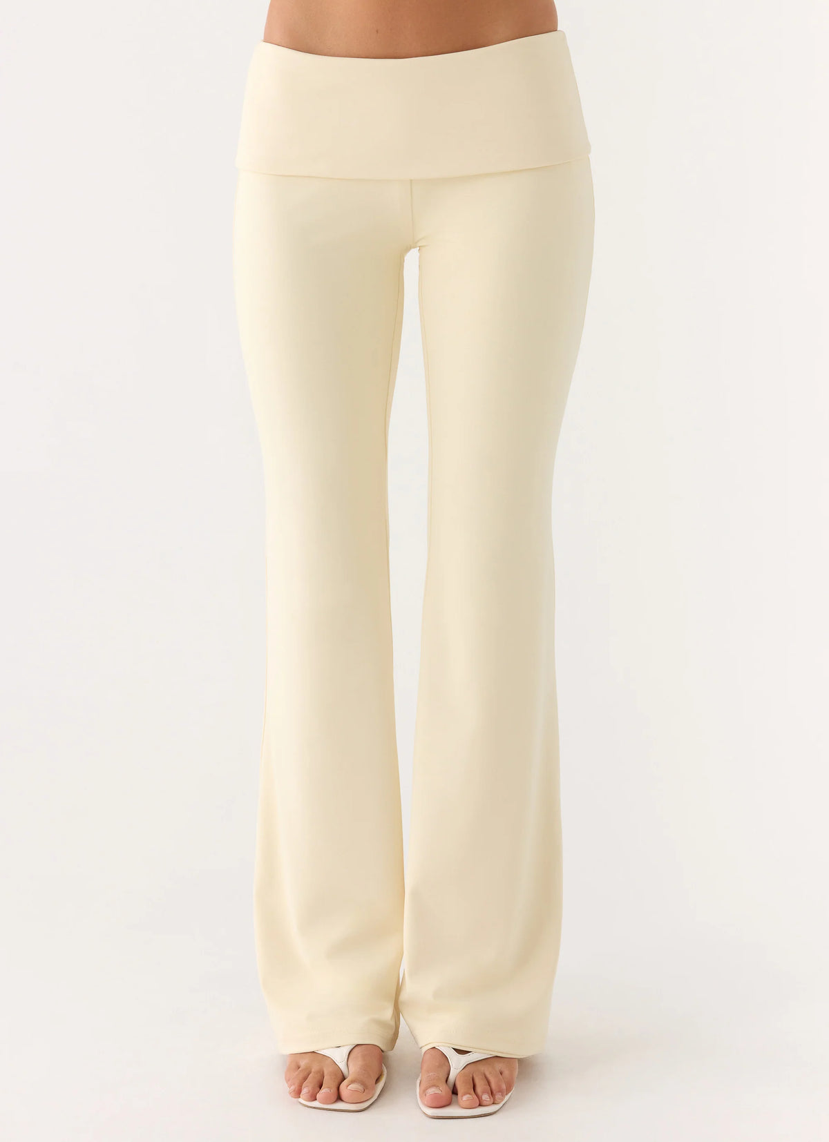Renae Low Rise Pants - Baby Yellow